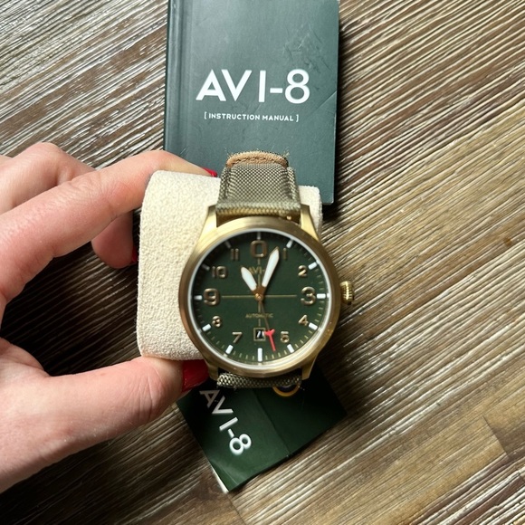 AVI-8 FLYBOY AV-4021-33 AUTOMATIC WATCH | GOLD MESH STRAP, leather strap, nylon